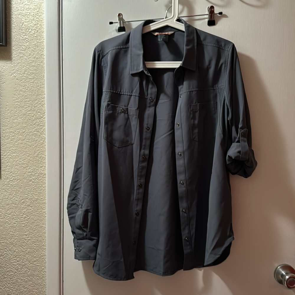 Women’s 511 long sleeve snap front button up